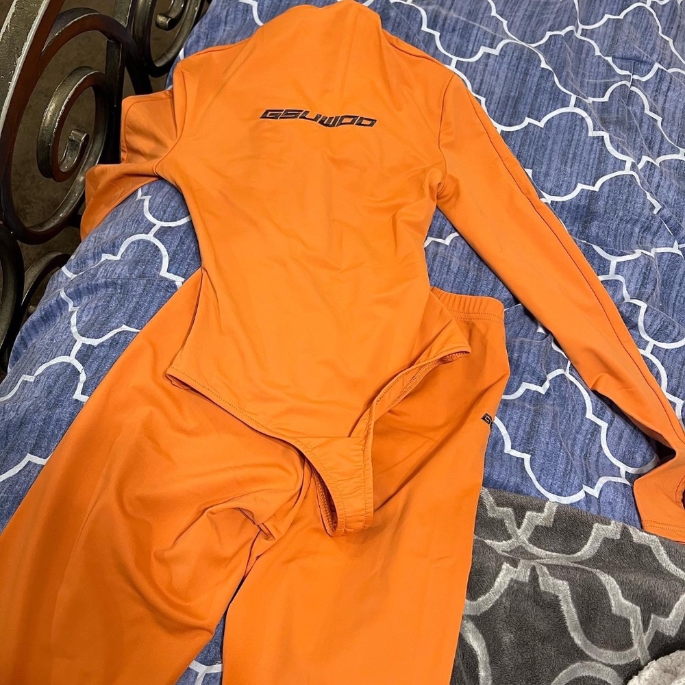 GSUWOO BODY GLOVE SET